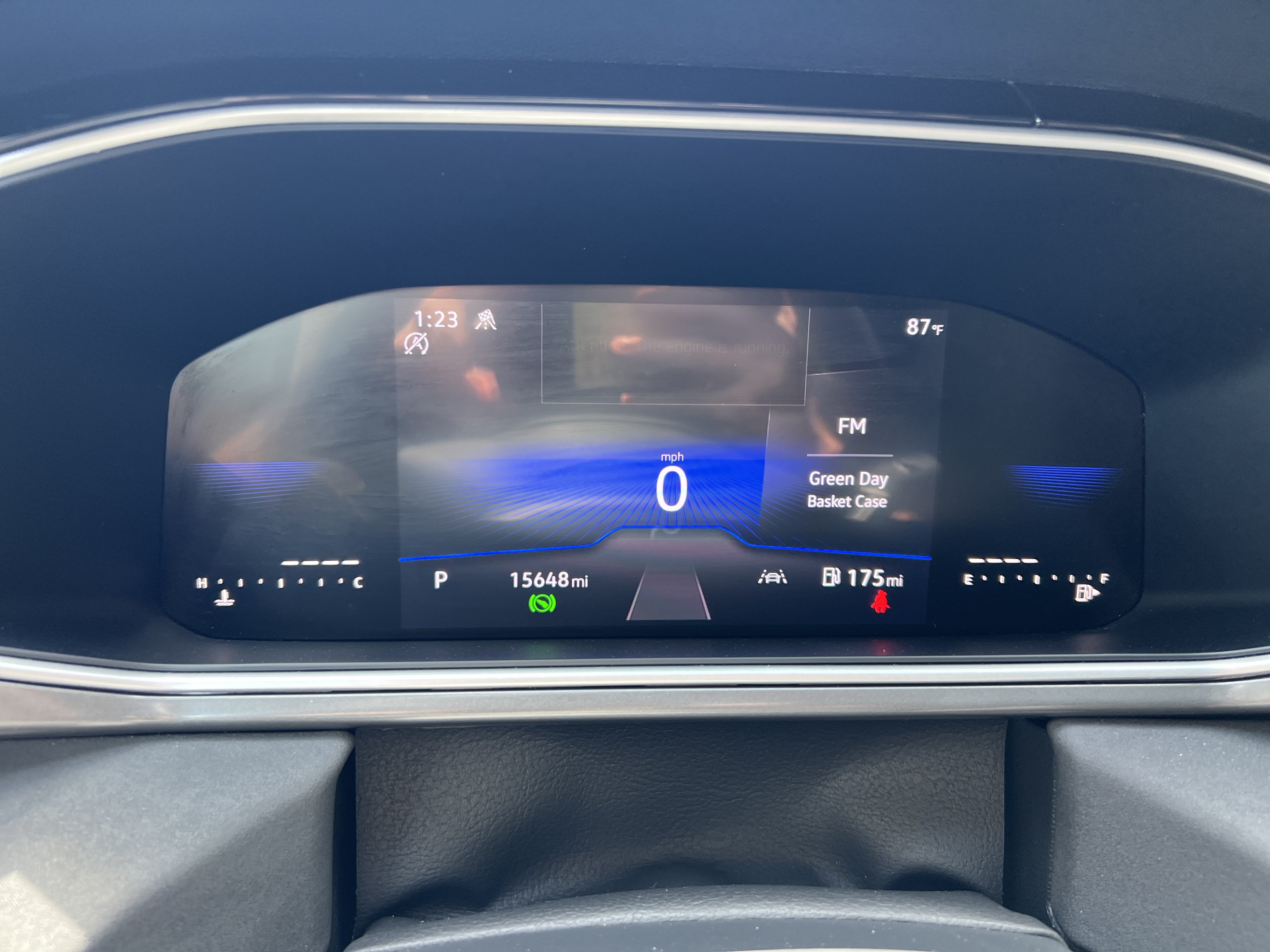 Certified 2025 Volkswagen Taos SE AWD/4WD image 19