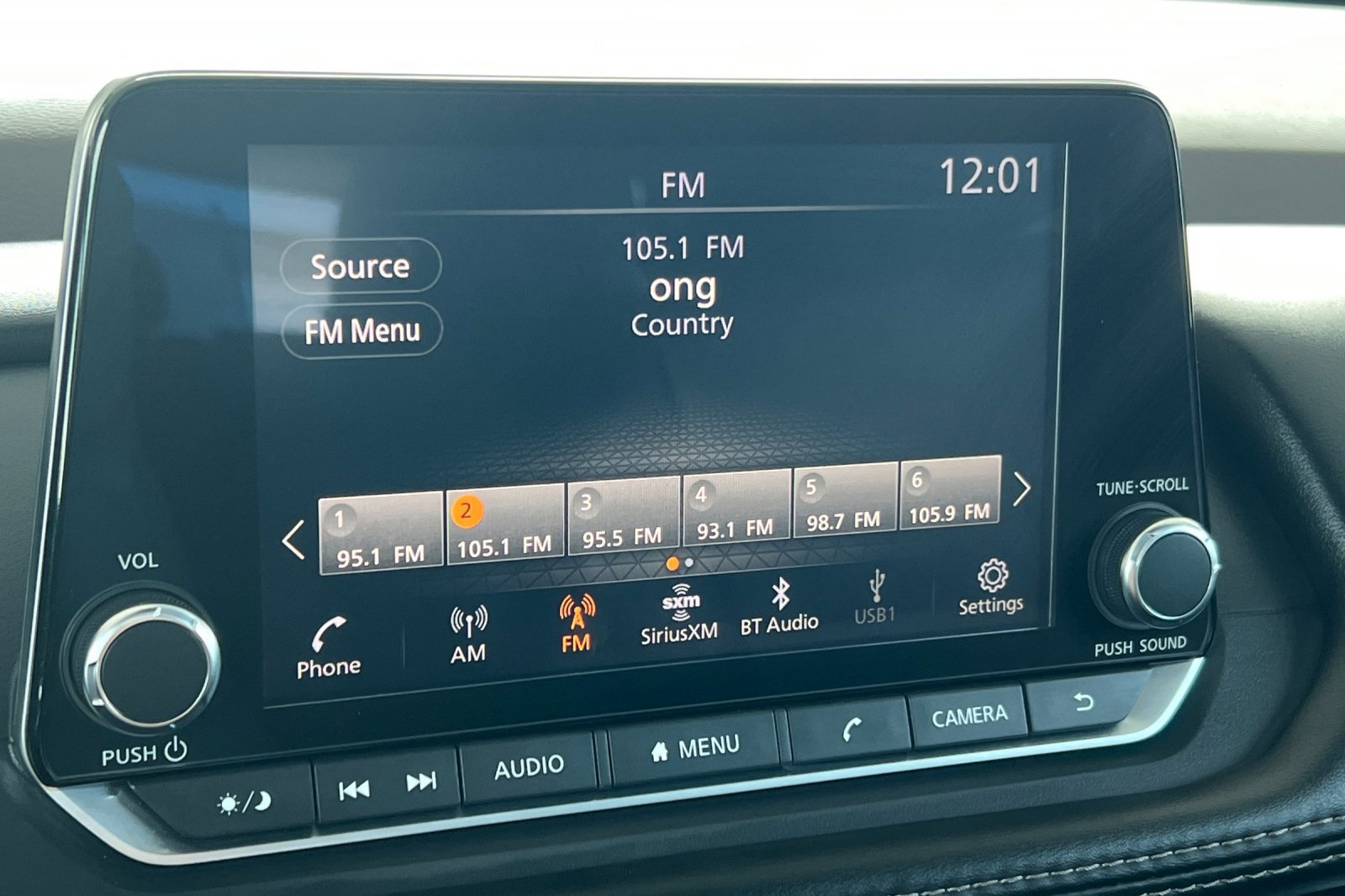 Used 2023 Nissan Rogue SV w/ SV Premium B Package image 20