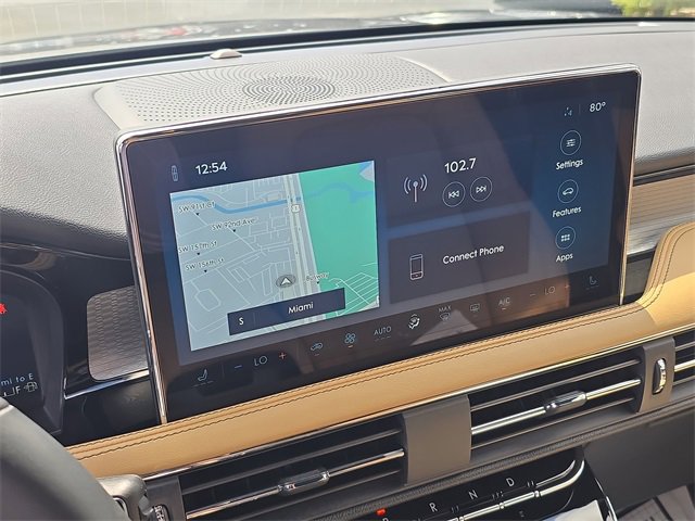 Used 2023 Lincoln Corsair Reserve image 21