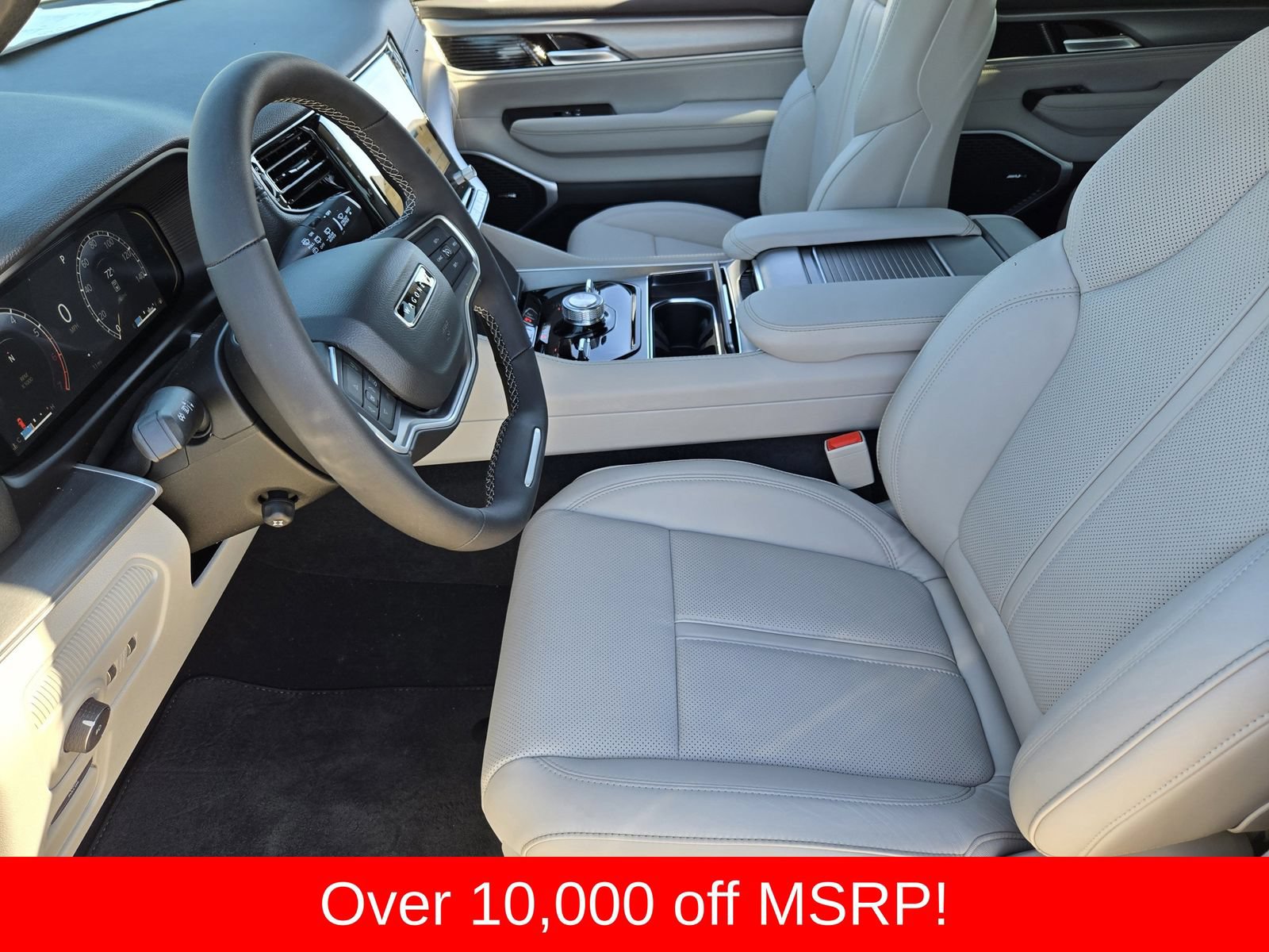 New 2025 Jeep Wagoneer L Series II AWD/4WD image 12