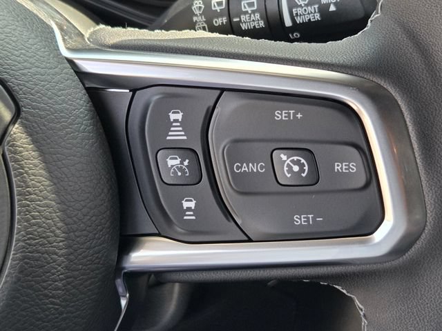 New 2026 Jeep Wrangler Unlimited Sahara AWD/4WD image 23