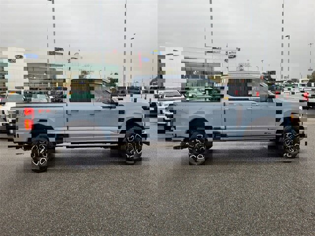 New 2026 Ford F350 4x4 Crew Cab Super Duty image 10