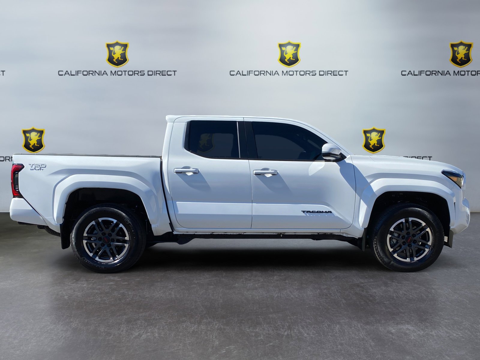 Used 2024 Toyota Tacoma TRD Sport image 4