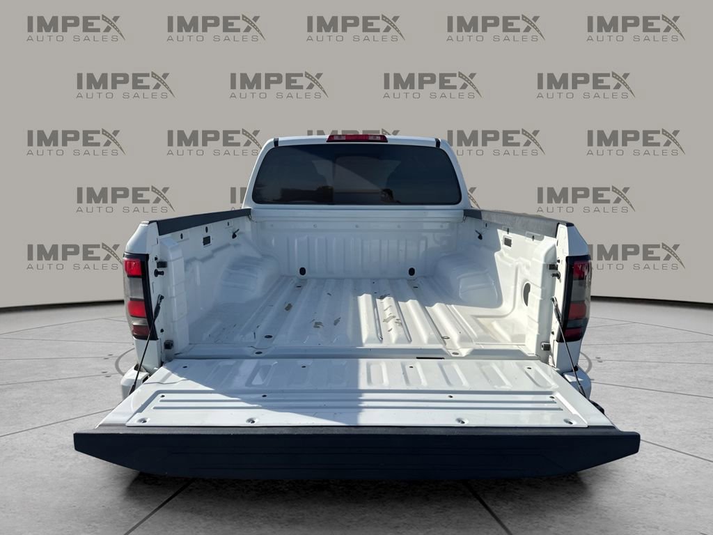 Used 2022 Nissan Frontier SV AWD/4WD image 28