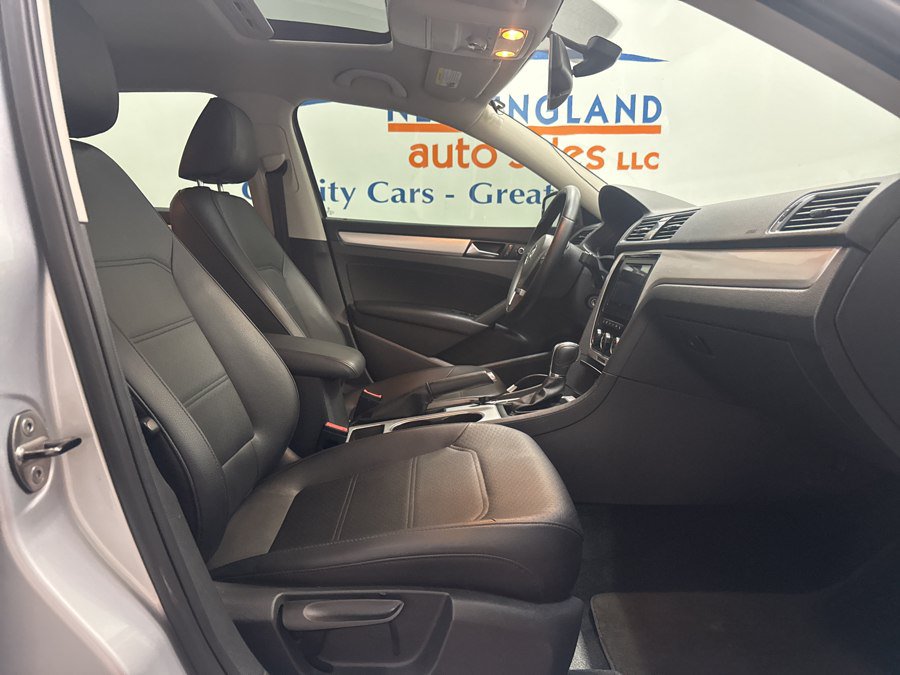 Used 2013 Volkswagen Passat 2.5 SE FWD image 18