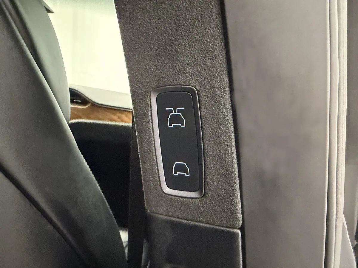 Used 2019 Tesla Model X AWD/4WD image 28