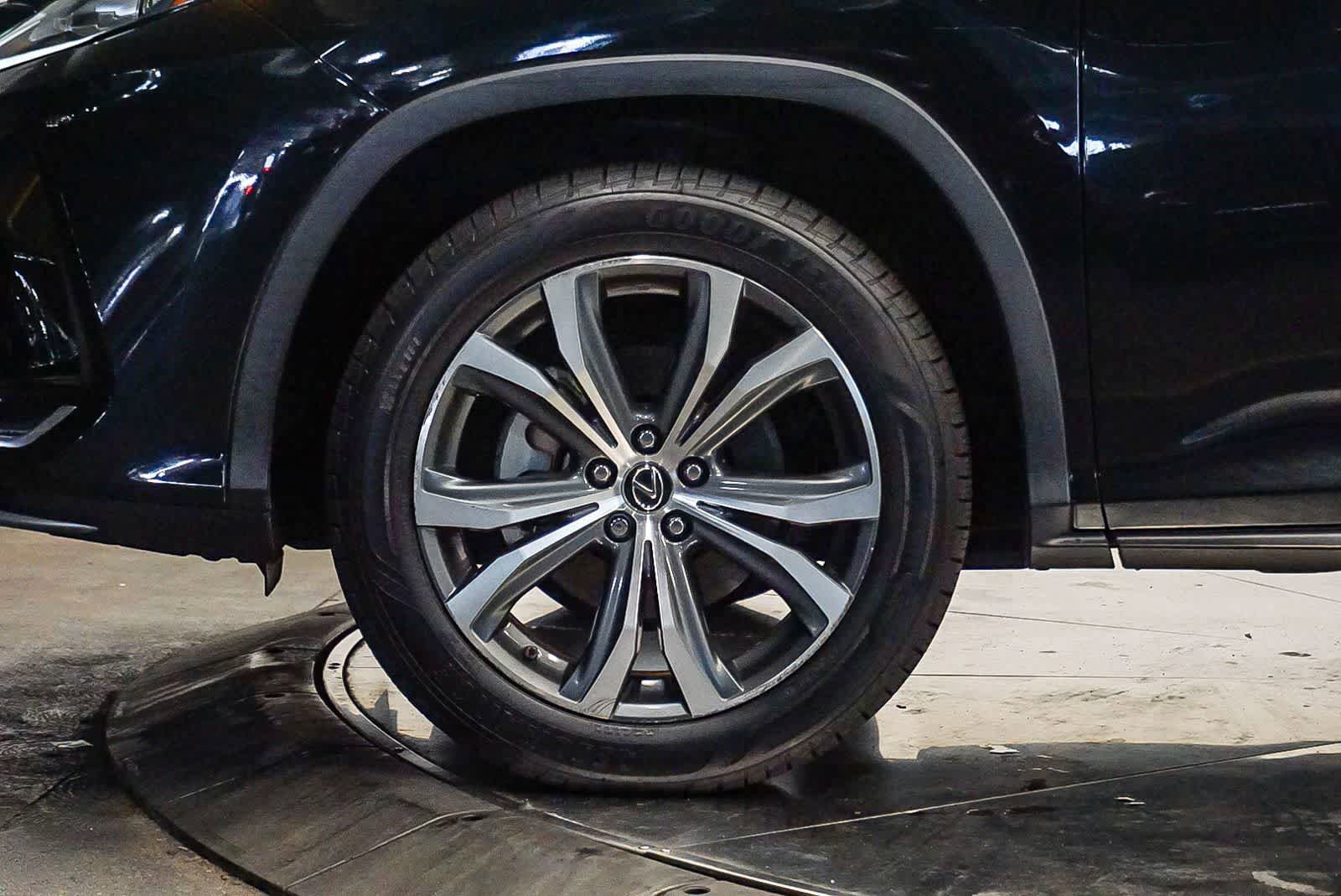 Used 2022 Lexus RX 350 FWD w/ Premium Package image 9