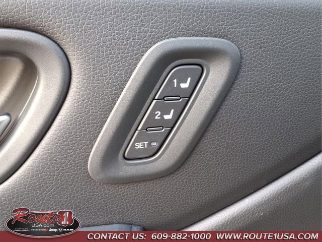 Used 2025 Honda Pilot Elite image 23