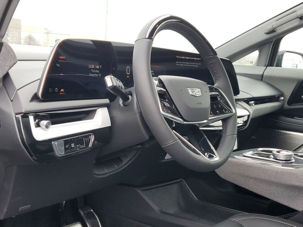 New 2026 Cadillac Optiq Sport 1 image 10