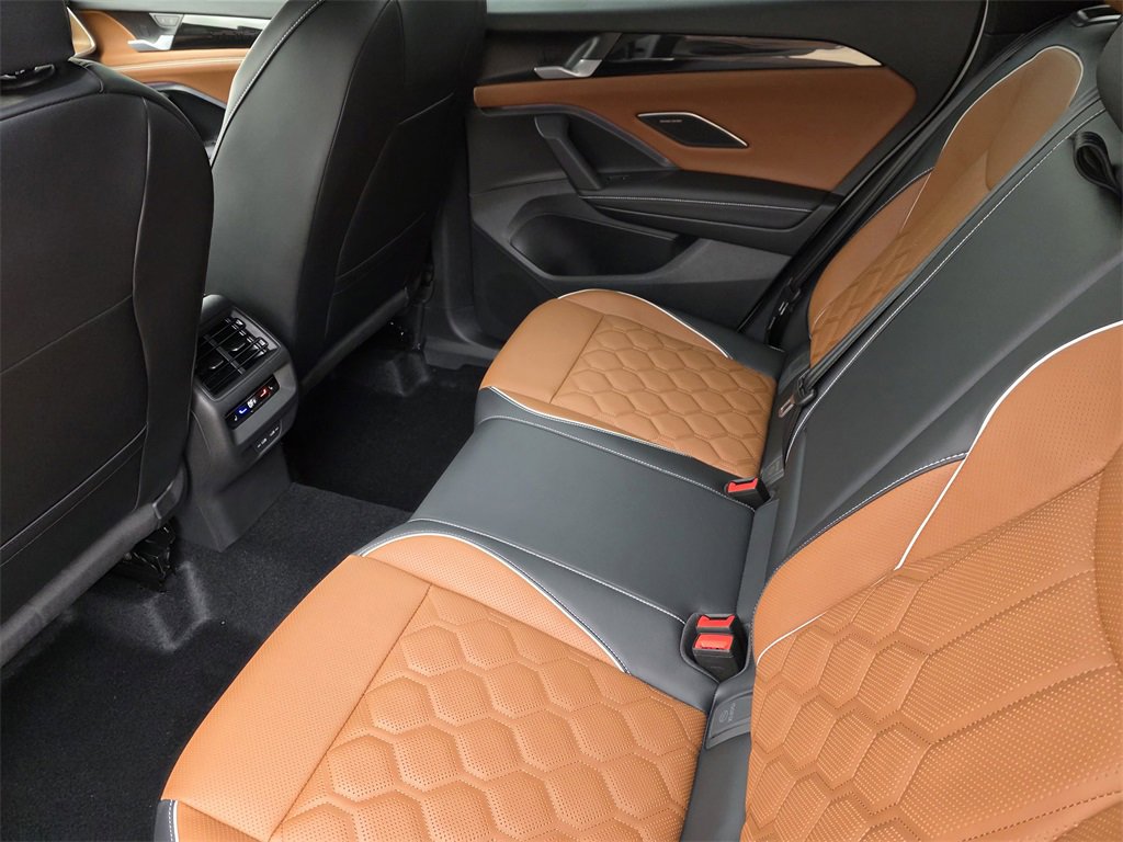 New 2026 Volkswagen Tiguan SEL R-Line image 24