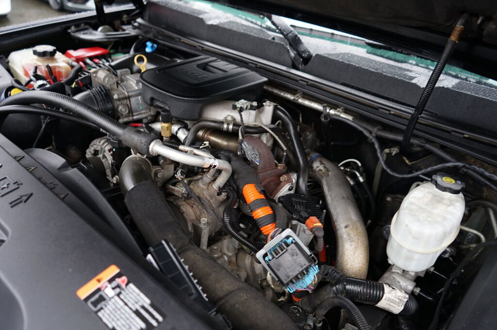 Used 2013 Chevrolet Silverado 3500 LTZ w/ LTZ Plus Package image 9