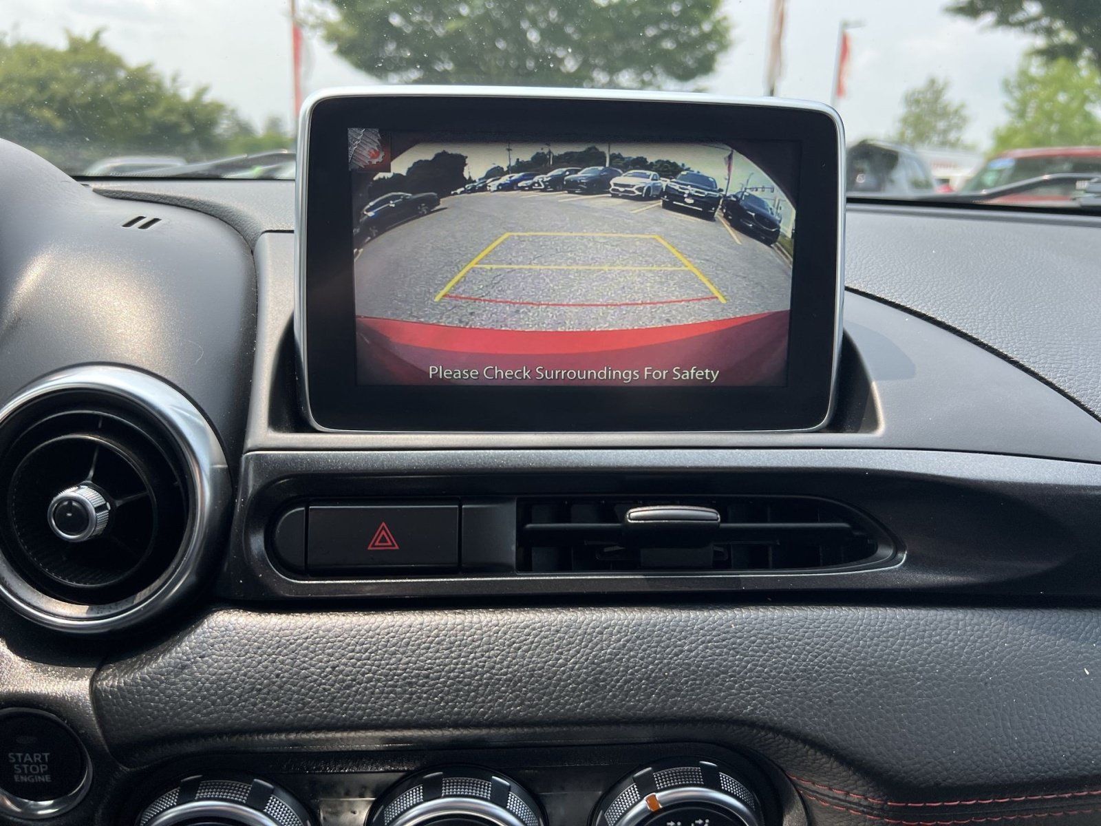 Used 2019 FIAT 124 Spider Abarth w/ Convenience Group RWD image 18