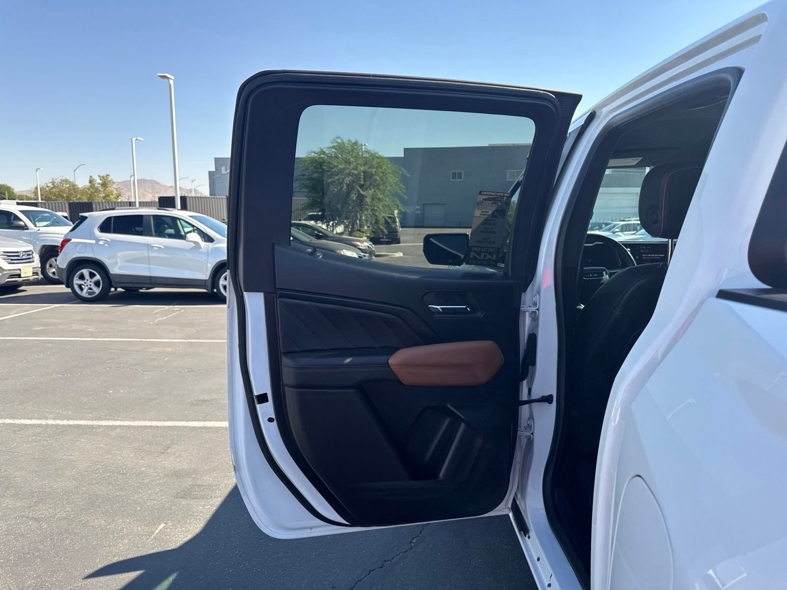 Used 2023 GMC Canyon AT4 AWD/4WD image 18