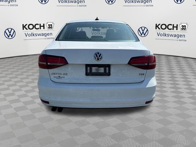 Used 2017 Volkswagen Jetta SE image 7