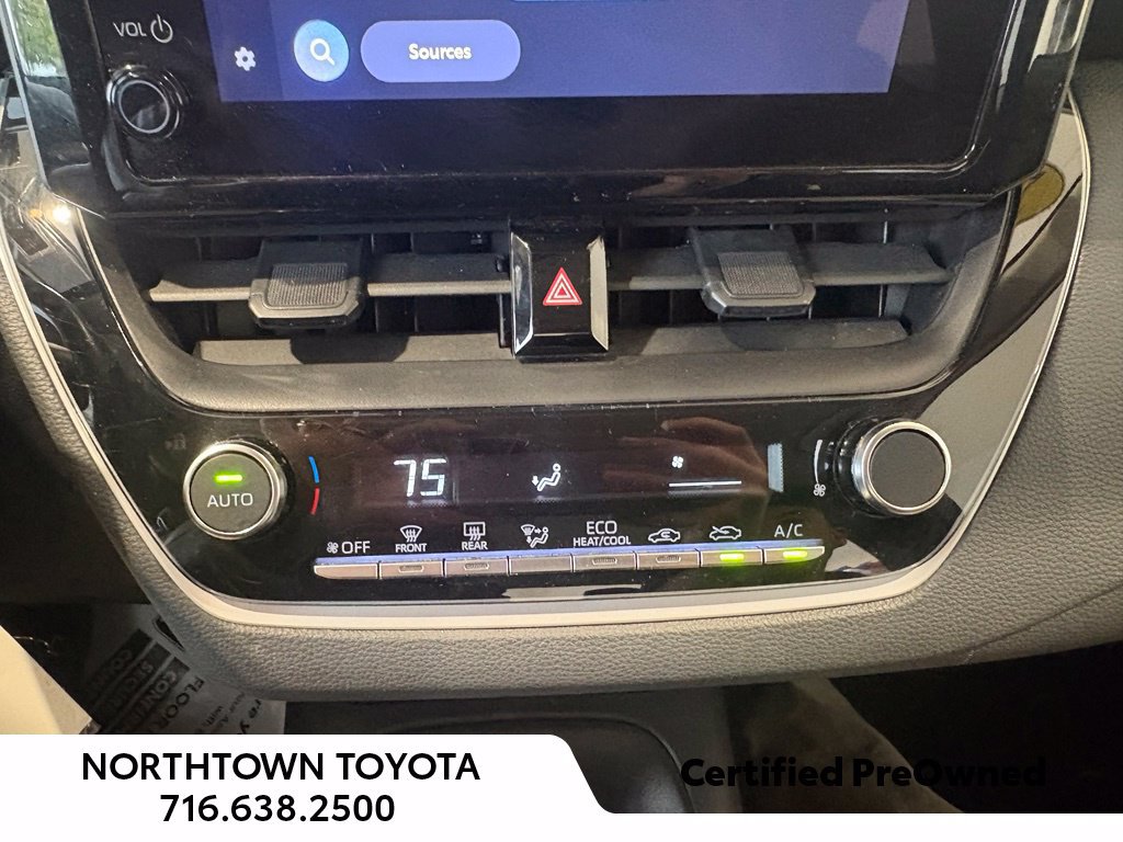 Used 2023 Toyota Corolla LE w/ Carpet Mat Package (TMS) FWD image 27