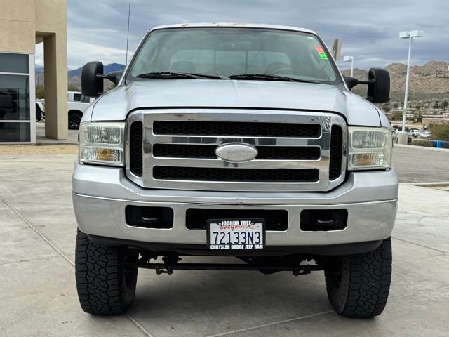 Used 2005 Ford F350 XLT image 2