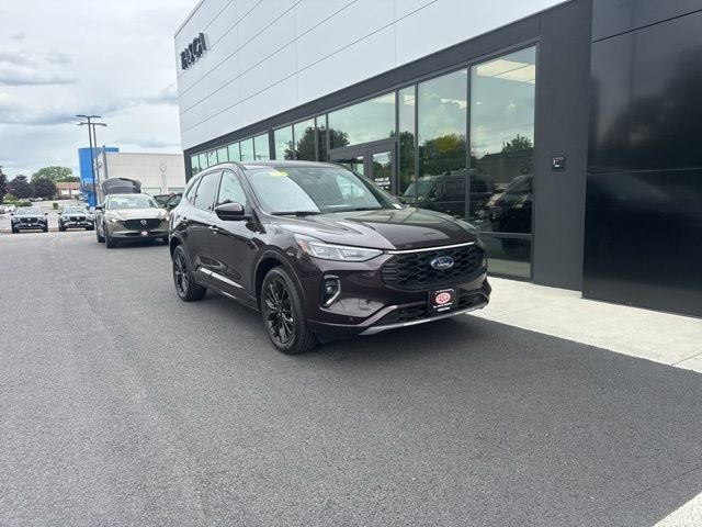Used 2023 Ford Escape ST-Line Elite AWD/4WD image 1