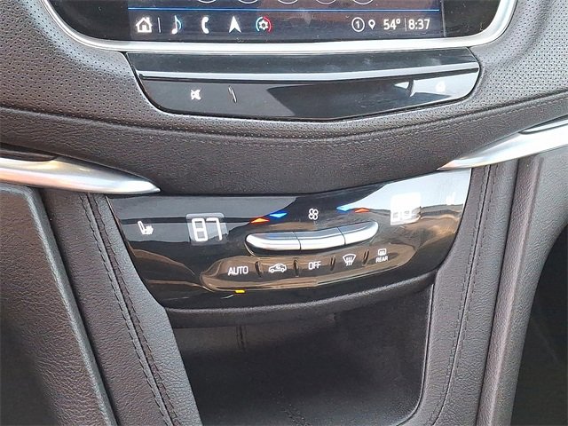 Used 2025 Cadillac XT5 Premium Luxury image 16