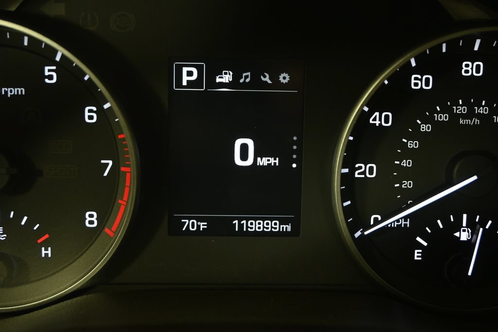 Used 2018 Hyundai Elantra Value Edition FWD image 25