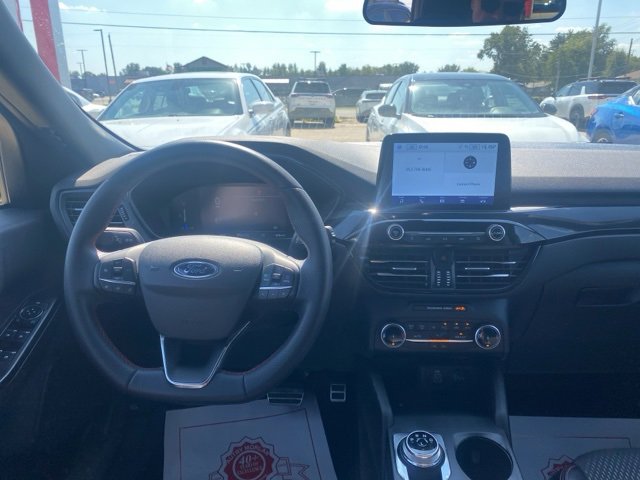 Used 2024 Ford Escape ST-Line image 14