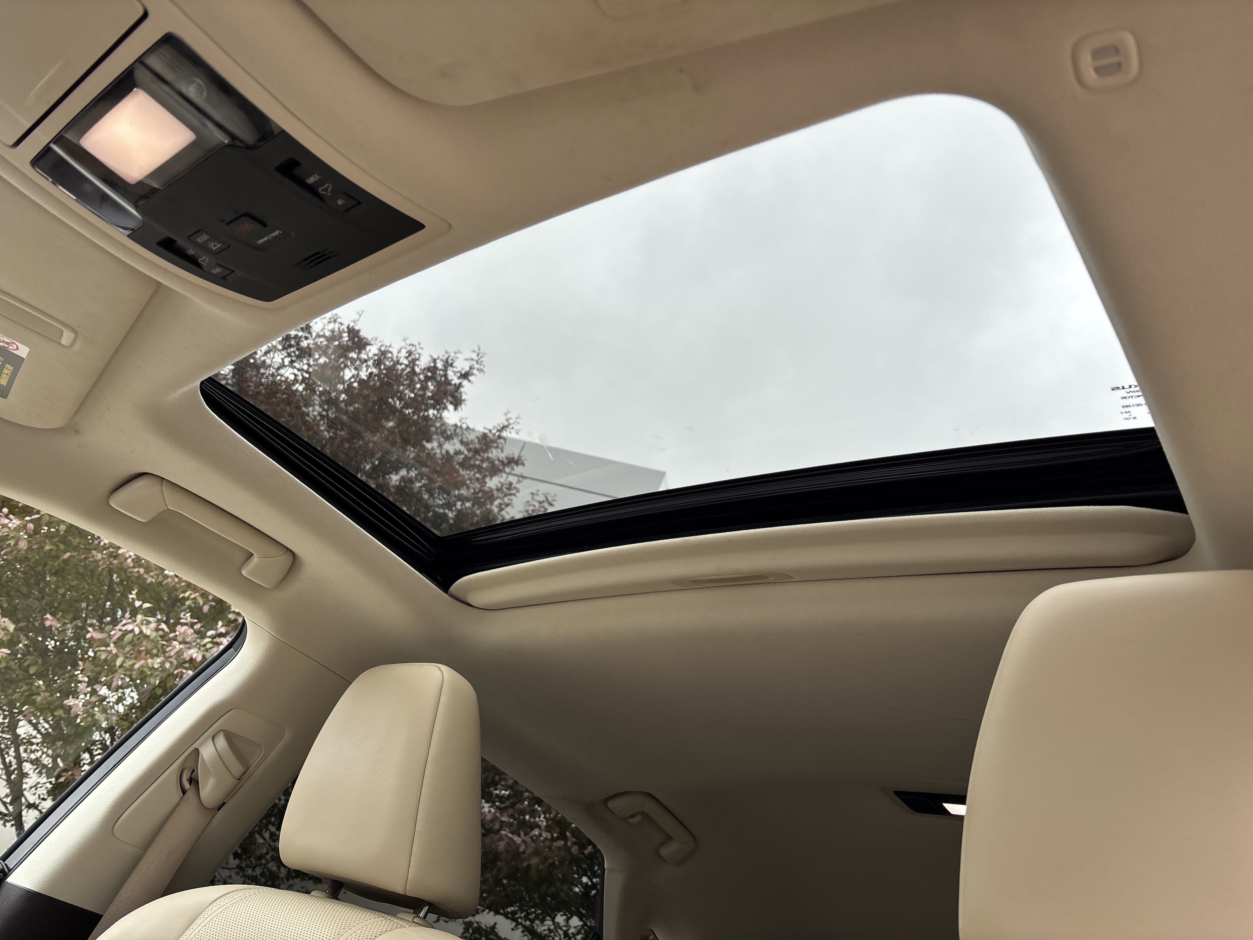 Used 2017 Lexus RX 350 FWD w/ Premium Package image 38