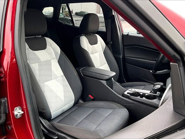 Used 2025 Chevrolet Trax RS image 11