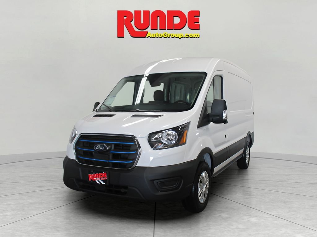Used 2023 Ford E-Transit Medium Roof image 3