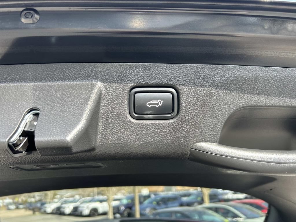 Used 2025 Kia Seltos EX w/ EX Sunroof Package AWD/4WD image 16