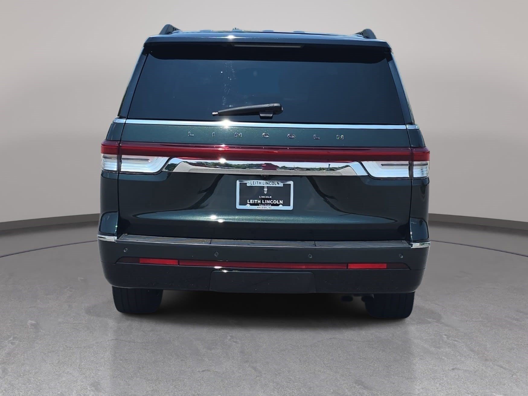 Certified 2024 Lincoln Navigator L Black Label AWD/4WD image 6