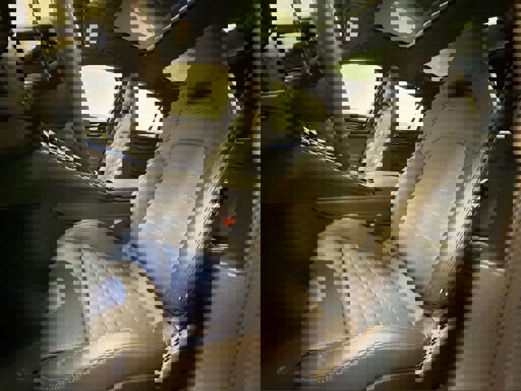 New 2026 Porsche Panamera 4 image 5