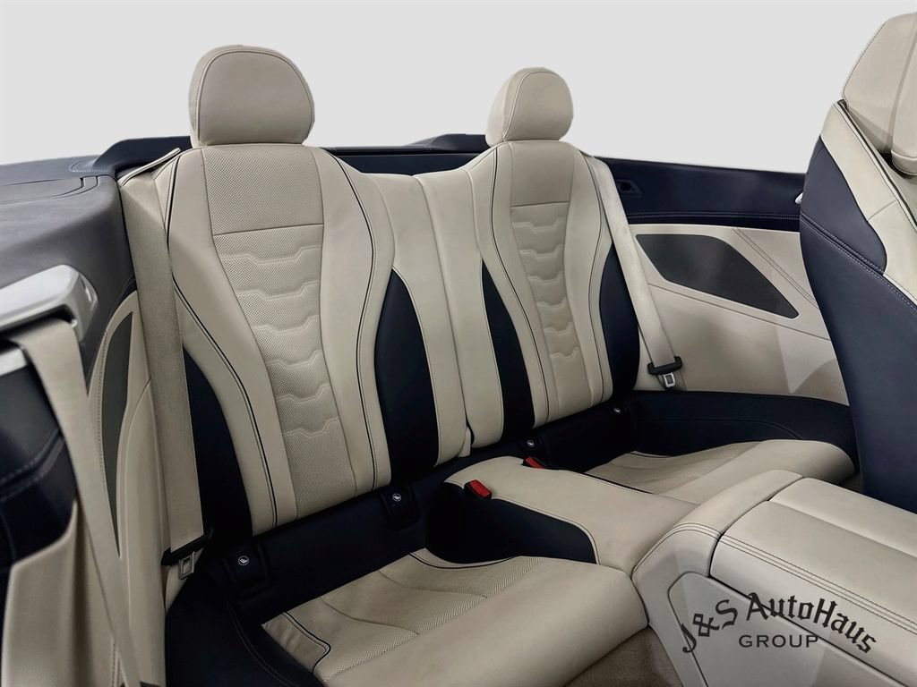 Used 2022 BMW 840i Convertible RWD image 35