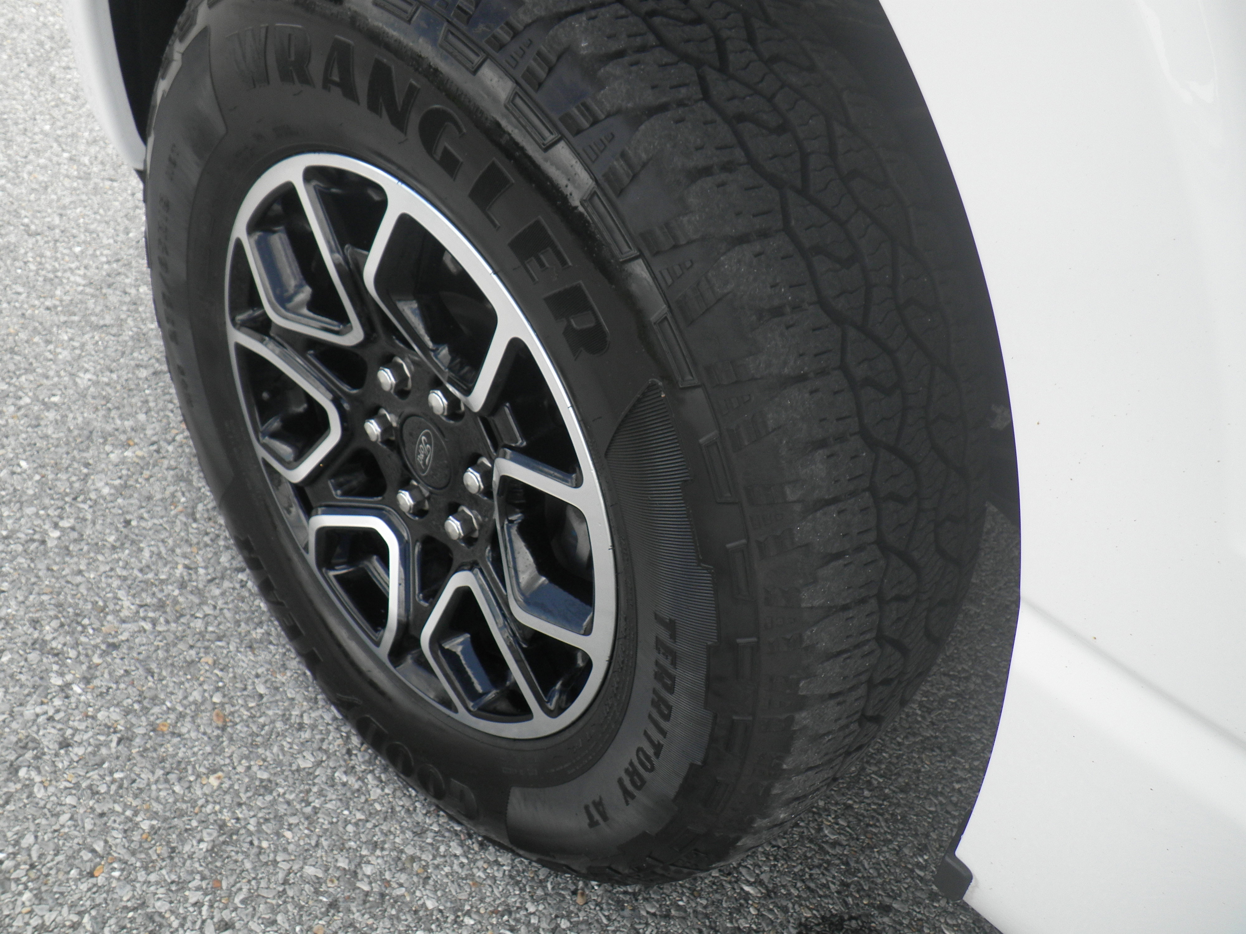 Certified 2022 Ford F150 XLT w/ Equipment Group 302A High image 15