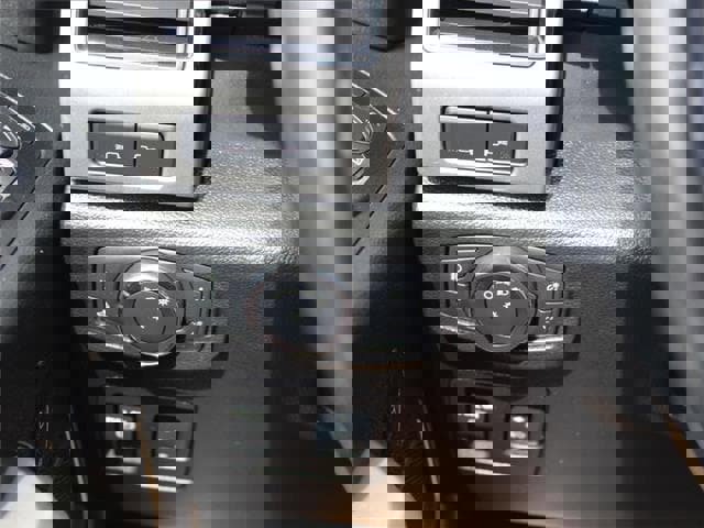 Used 2018 Ford F150 Lariat image 13