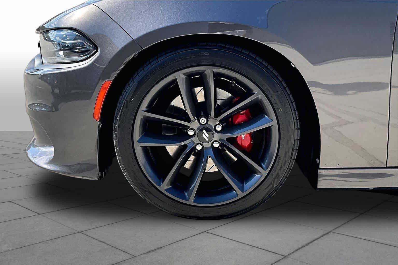 Used 2019 Dodge Charger GT w/ Plus Group RWD image 10