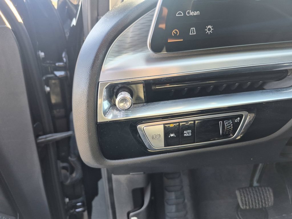 Used 2024 Cadillac Lyriq Sport RWD image 14