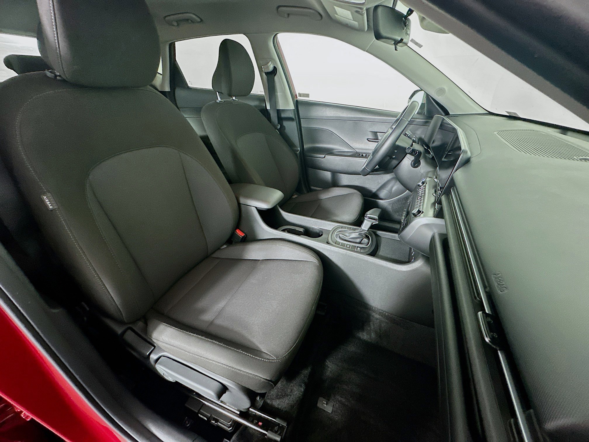 Used 2025 Hyundai Kona SEL image 31