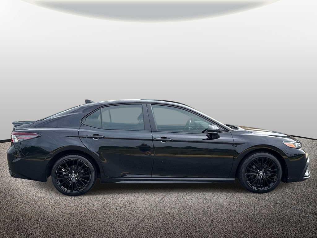 Used 2021 Toyota Camry SE FWD image 4