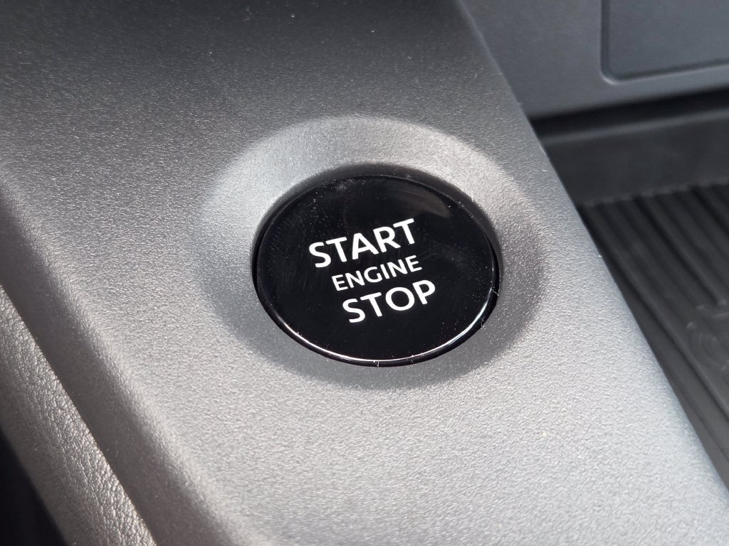 New 2027 Nissan Sentra SV w/ SV Convenience Package FWD image 14