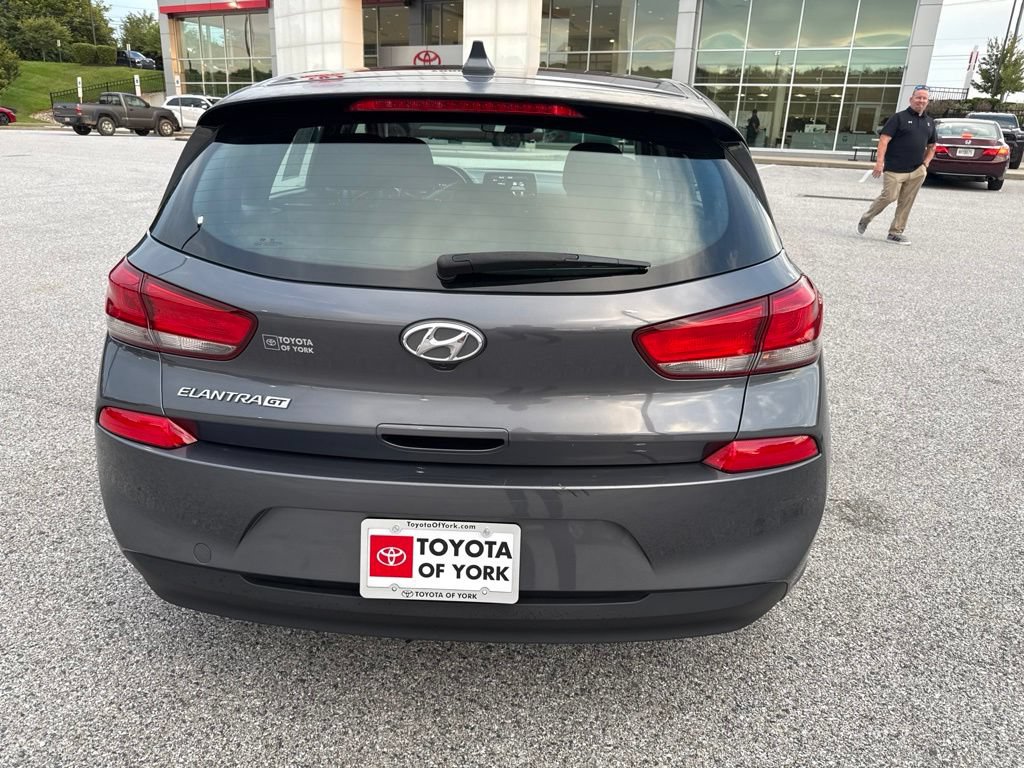 Used 2018 Hyundai Elantra GT w/ Style Package 02 FWD image 6