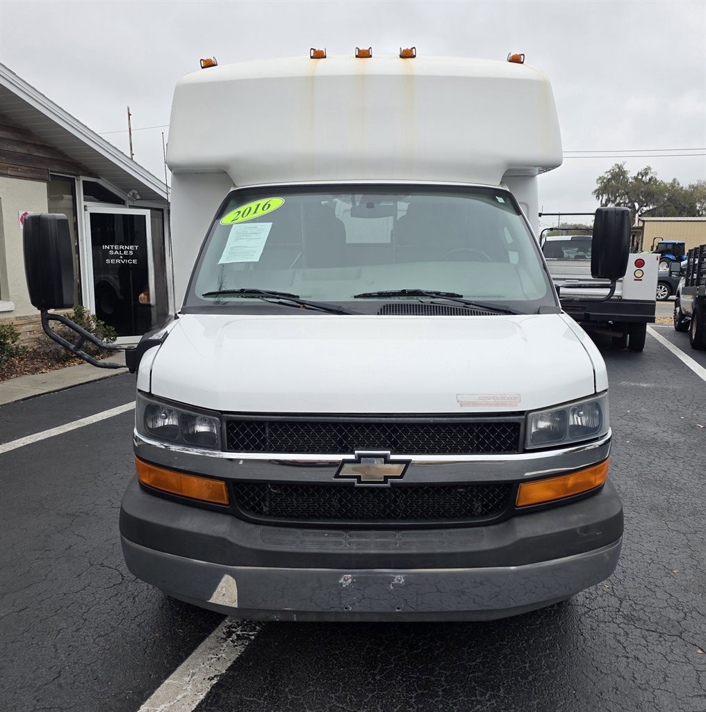 Used 2016 Chevrolet Express 3500 w/ Shuttle Bus Package image 9