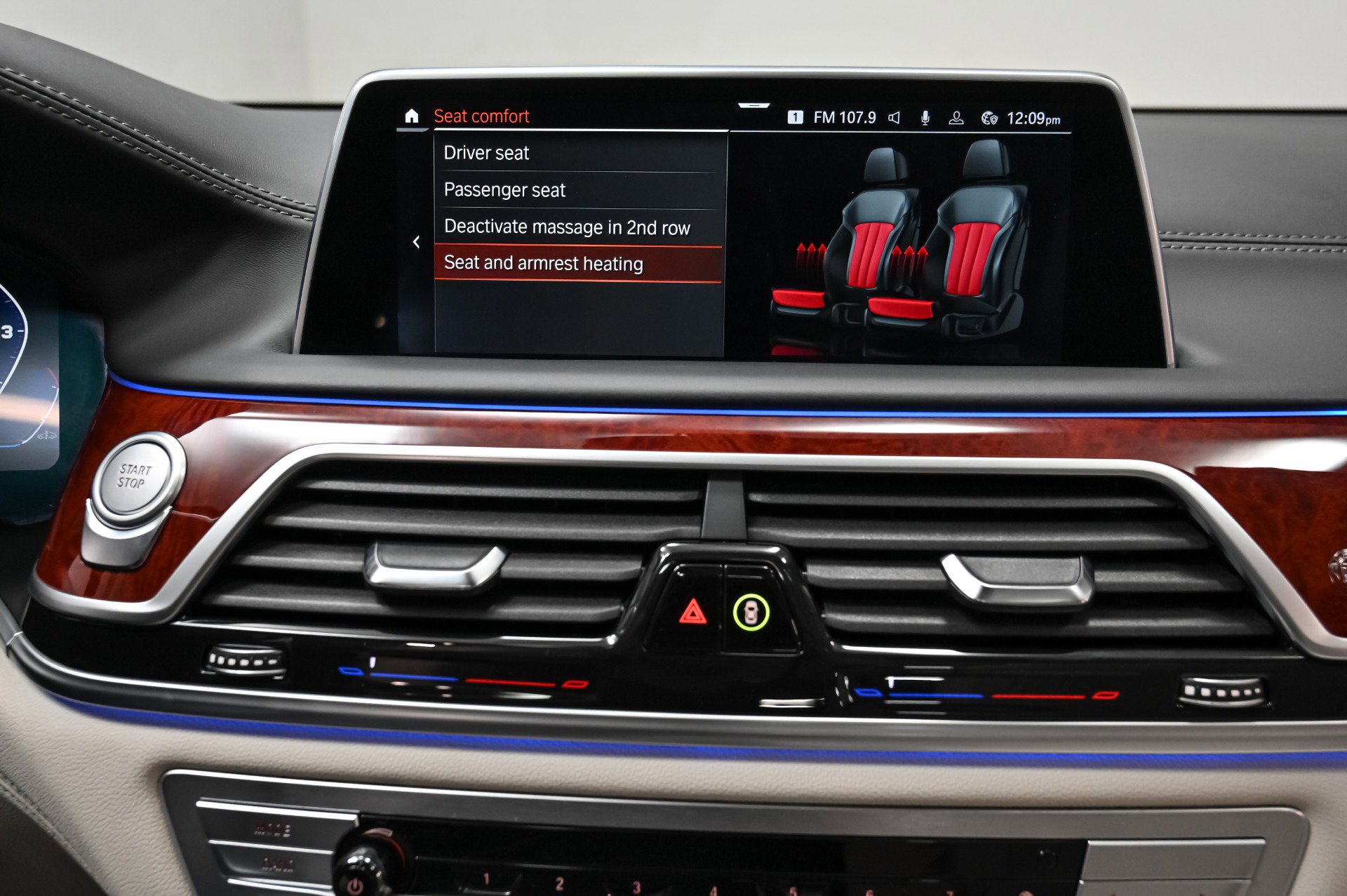 Used 2022 BMW ALPINA B7 xDrive w/ Luxury Rear Seating Package image 48