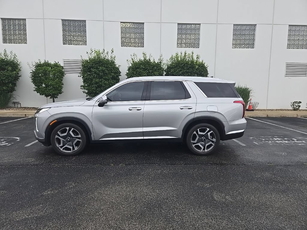 Certified 2024 Hyundai Palisade Limited AWD/4WD image 5