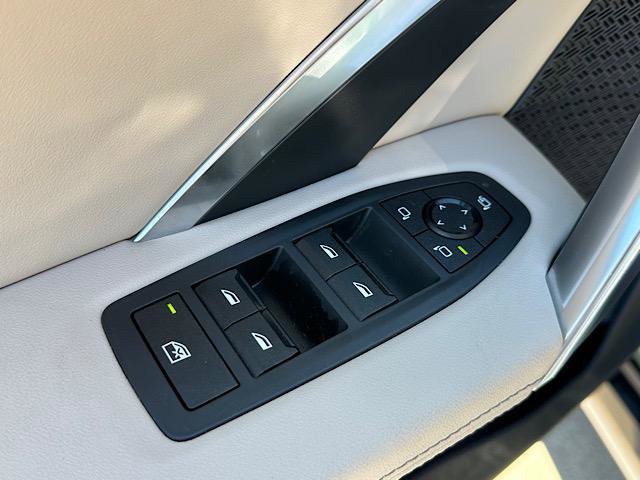 Certified 2025 BMW X1 xDrive28i w/ Premium Package image 17