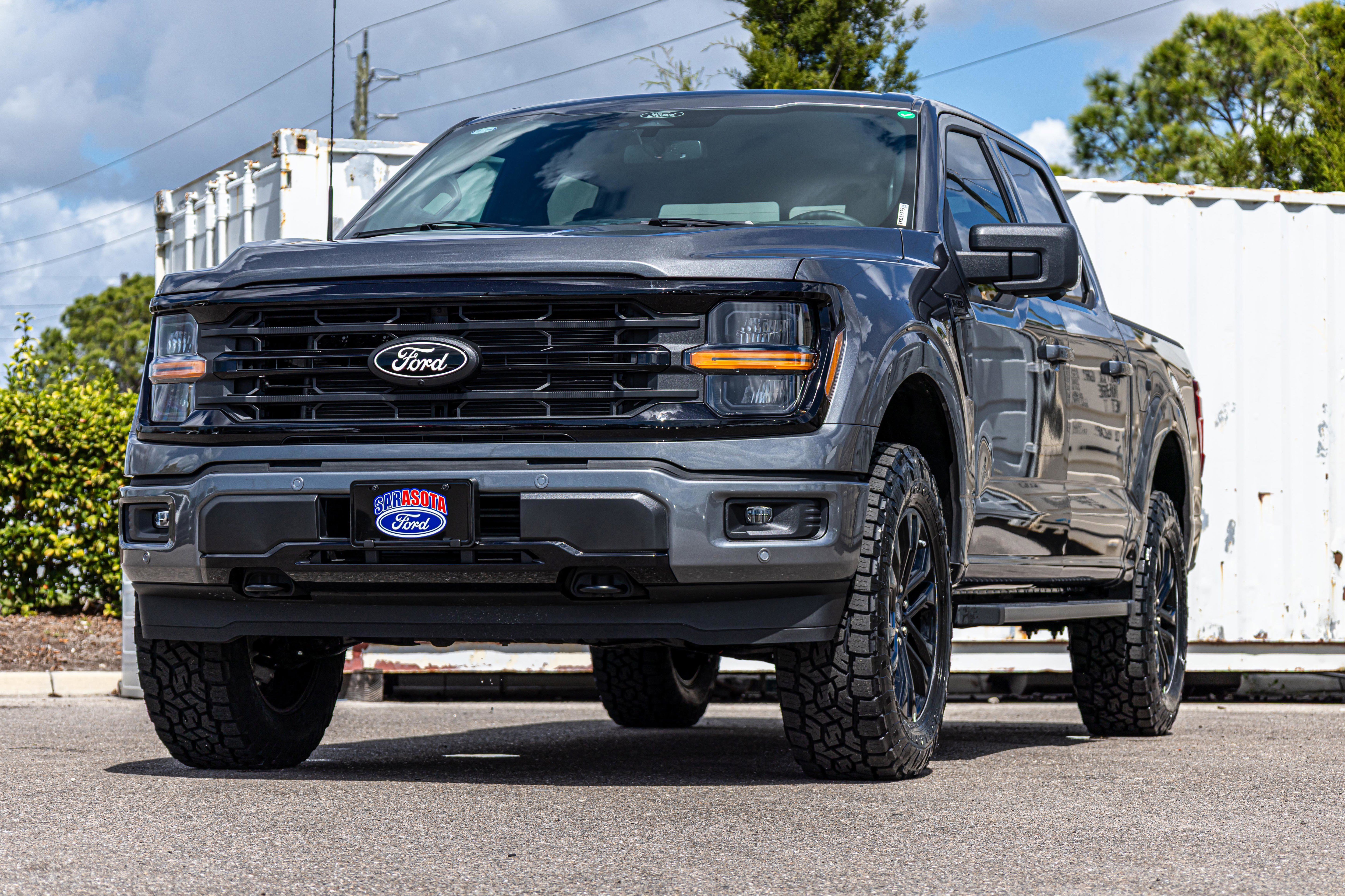 New 2026 Ford F150 XLT w/ Equipment Group 302A MID image 9