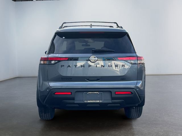 New 2025 Nissan Pathfinder SV image 4