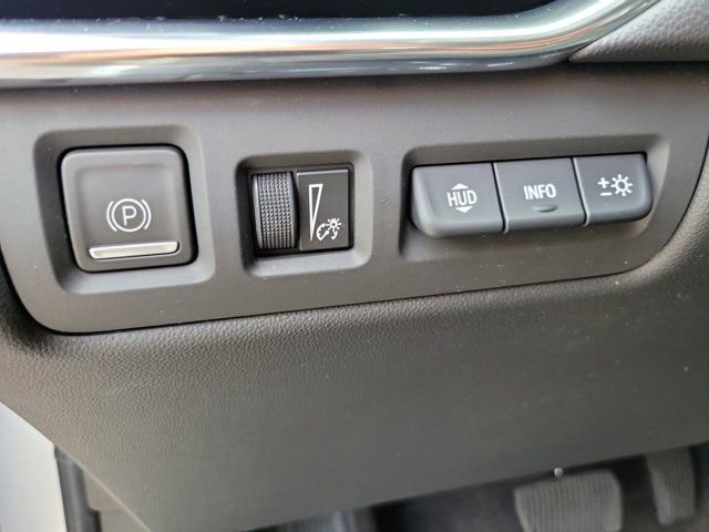 Used 2022 Cadillac XT4 Premium Luxury w/ Technology Package image 17