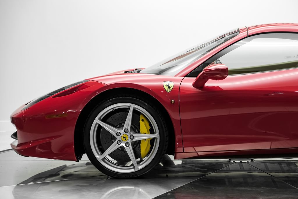 Used 2014 Ferrari 458 Spider RWD image 19