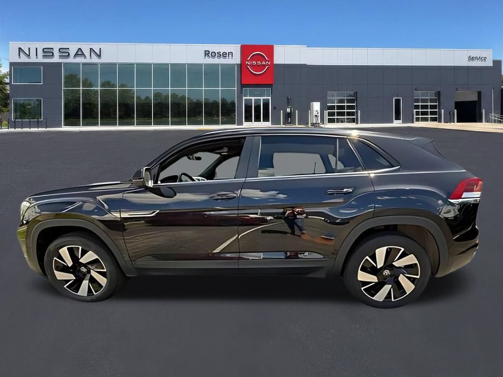 Used 2025 Volkswagen Atlas Cross Sport SE AWD/4WD image 5