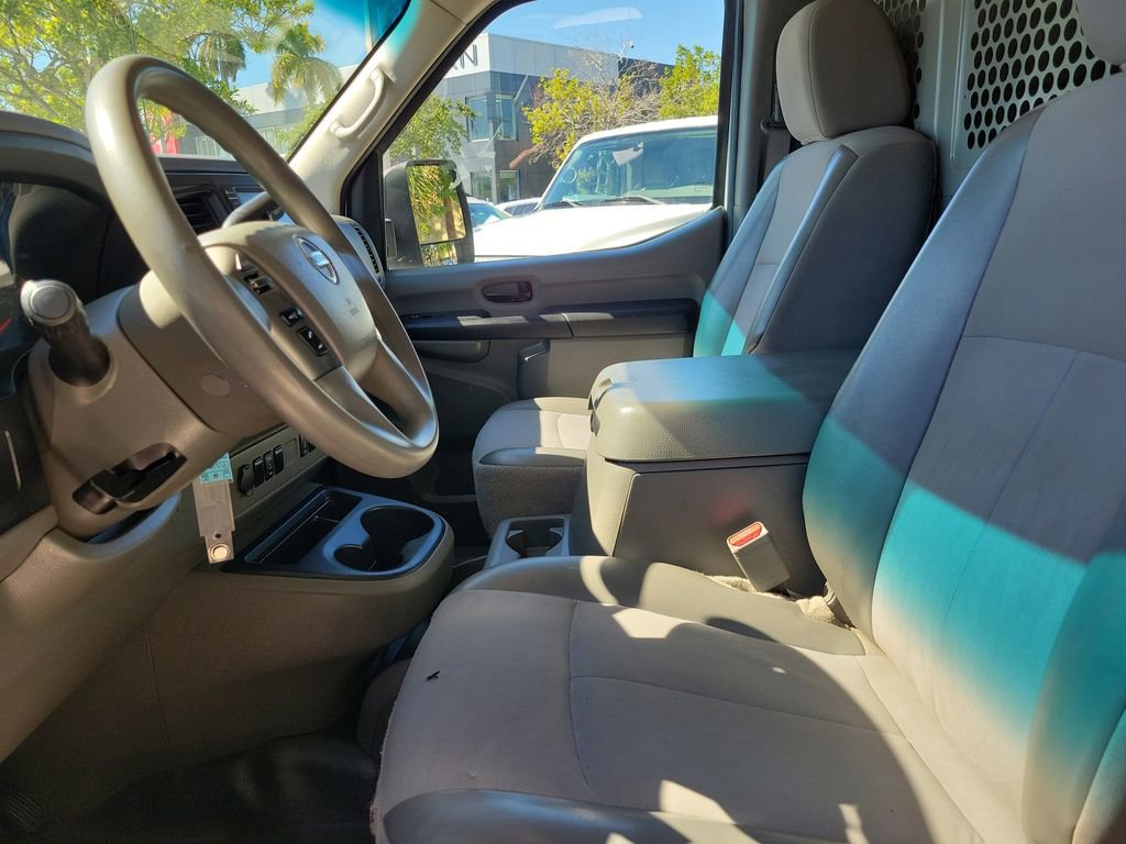 Used 2021 Nissan NV 2500 SV image 25