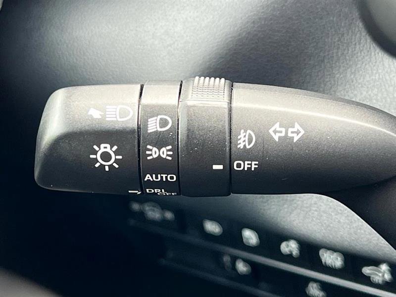 Used 2025 Toyota Sequoia SR5 image 24